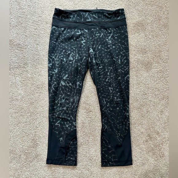 Lululemon Run: Inspire Crop II - Picture 5 of 11